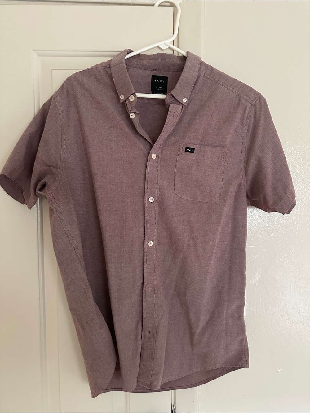 RVCA Men’s Short-Sleeve Button-Down Shirt in Mauve